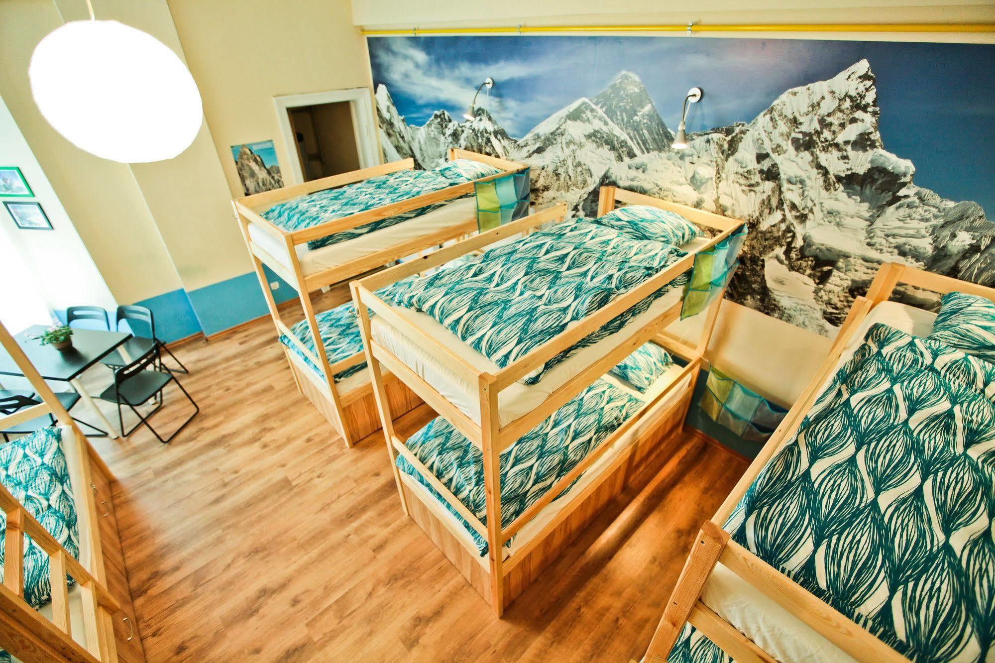 Poco Loco Hostel Poznan Exterior photo
